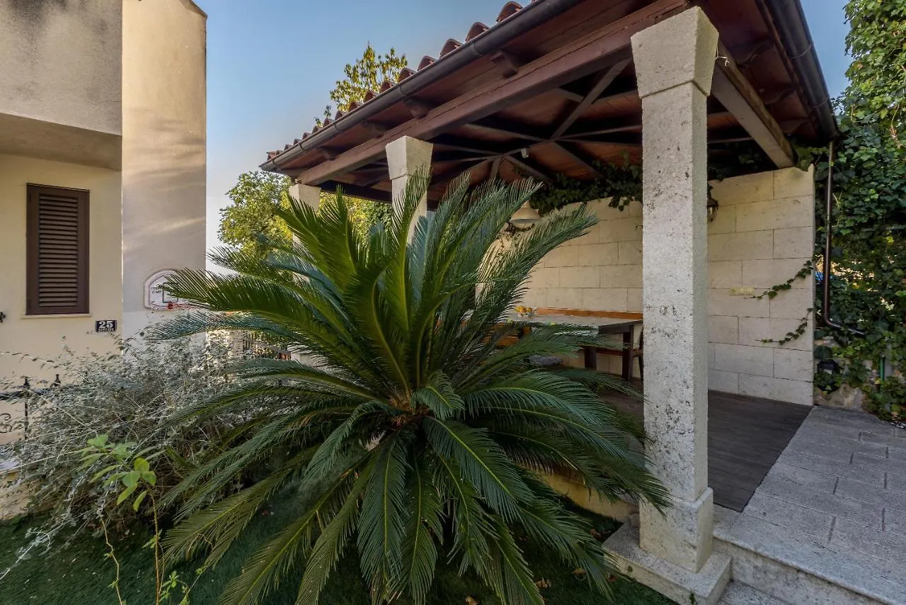 Soul House Pola Διαμέρισμα Σπλιτ 0*,  Κροατία